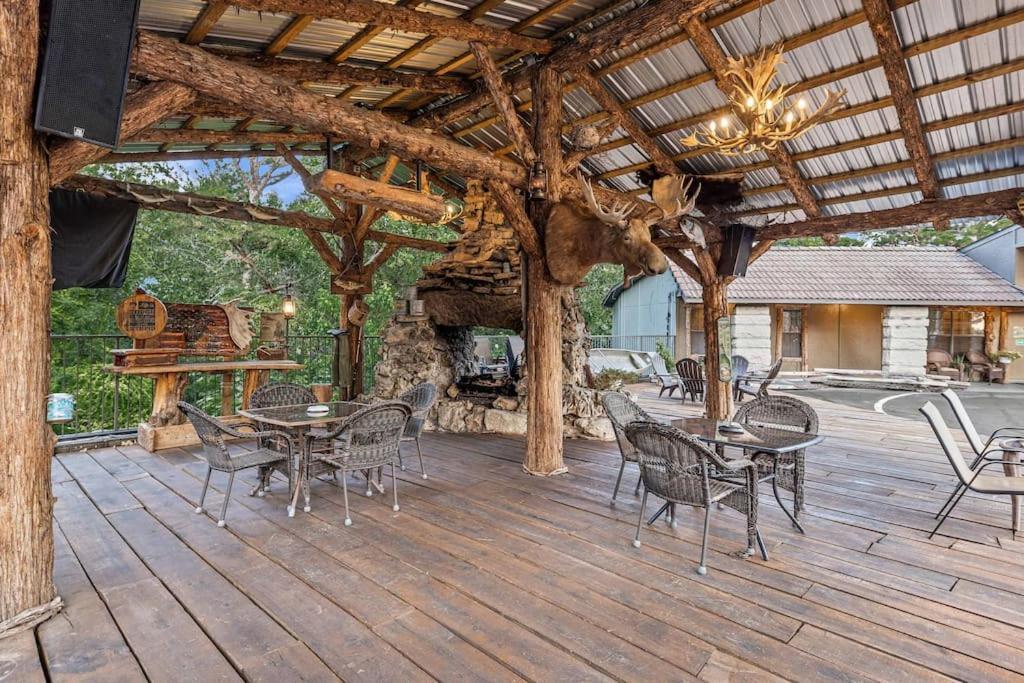 Stonegate Lodge King Bed, Wifi, 50In Tv, Fire Pit, Salt Water Pool Room # 310 Eureka Springs Εξωτερικό φωτογραφία