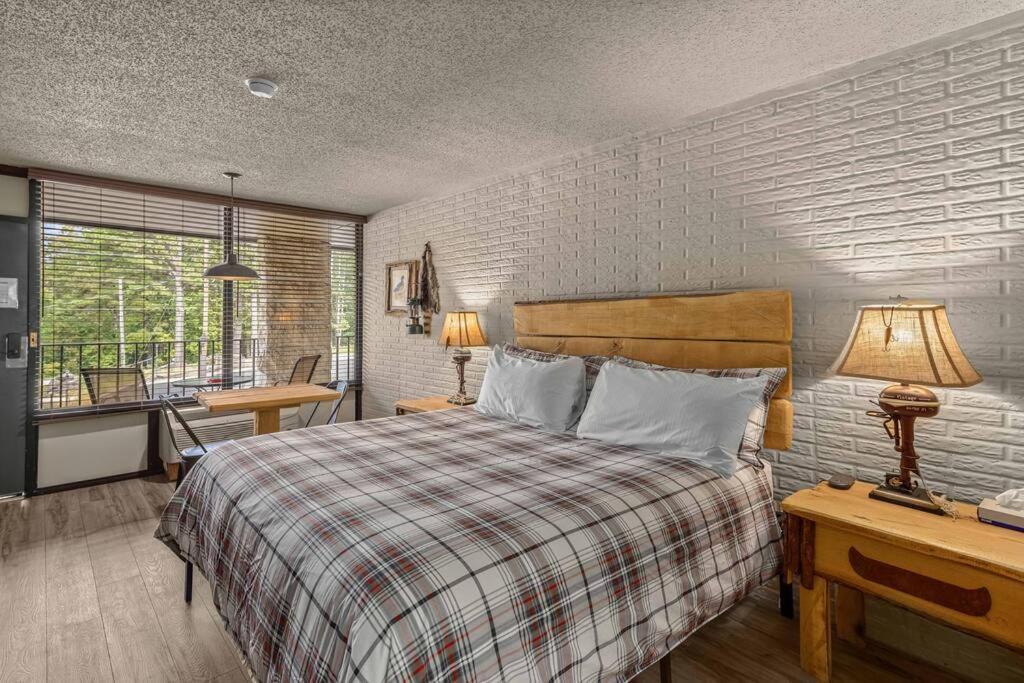 Stonegate Lodge King Bed, Wifi, 50In Tv, Fire Pit, Salt Water Pool Room # 310 Eureka Springs Εξωτερικό φωτογραφία